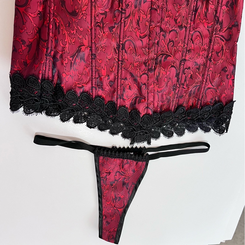 Dreamgirl Red & Black Lace Bustier Corset with Garters & Thong New Medium - Picture 13 of 16